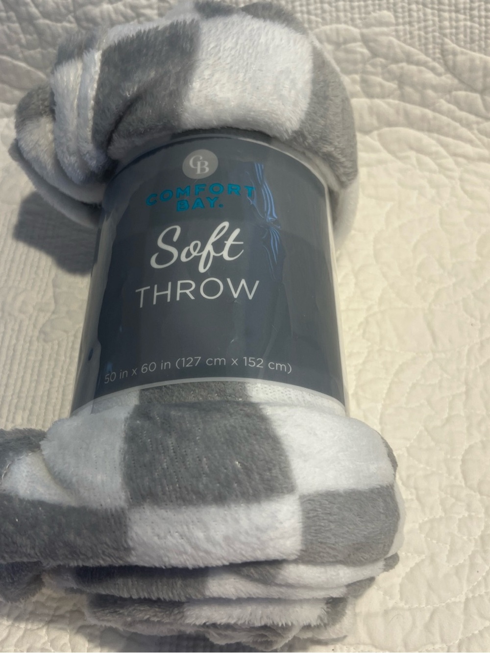 Comfort Bay Soft Throw Blanket Gray & White Check 50”x 60” NWT